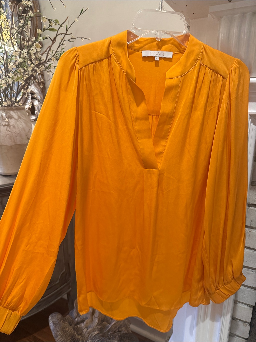 Nouvelle / Silk95five Austin Silk Top Blouse Clementine Orange Gold Medium M